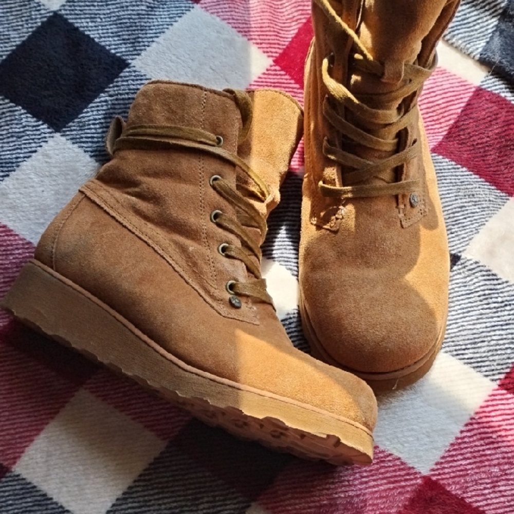 BearPaw Brown Suede Winter Boots